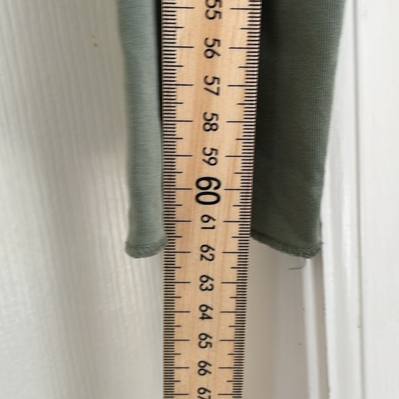 Aritizia - Wilfred -  Cropped Casual Button Down Top - Green - XS - Picture 9 of 11